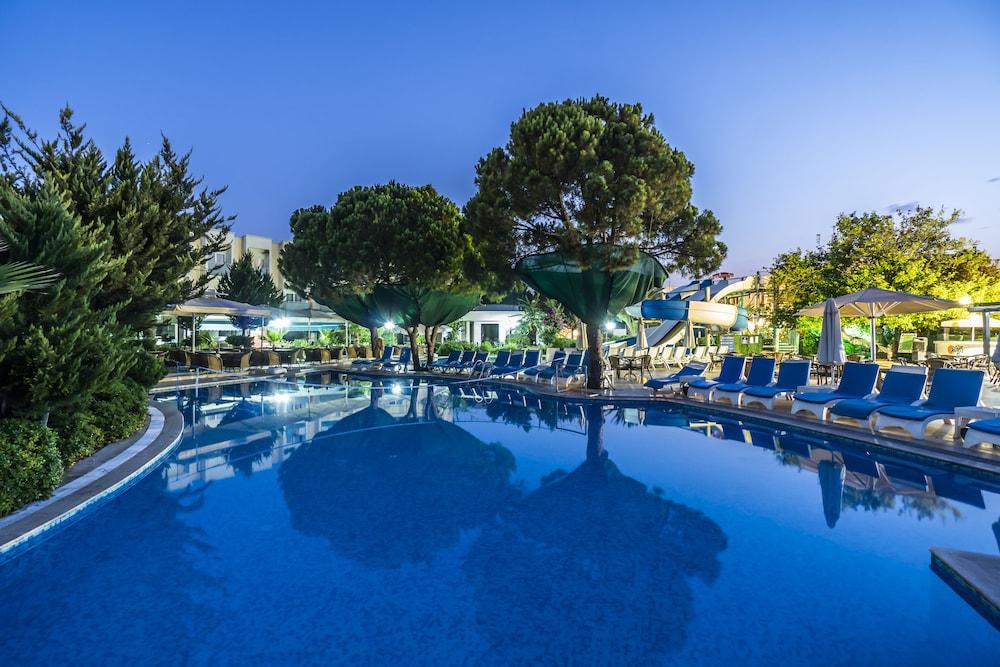 בודרום Ayaz Aqua Beach Hotel מראה חיצוני תמונה