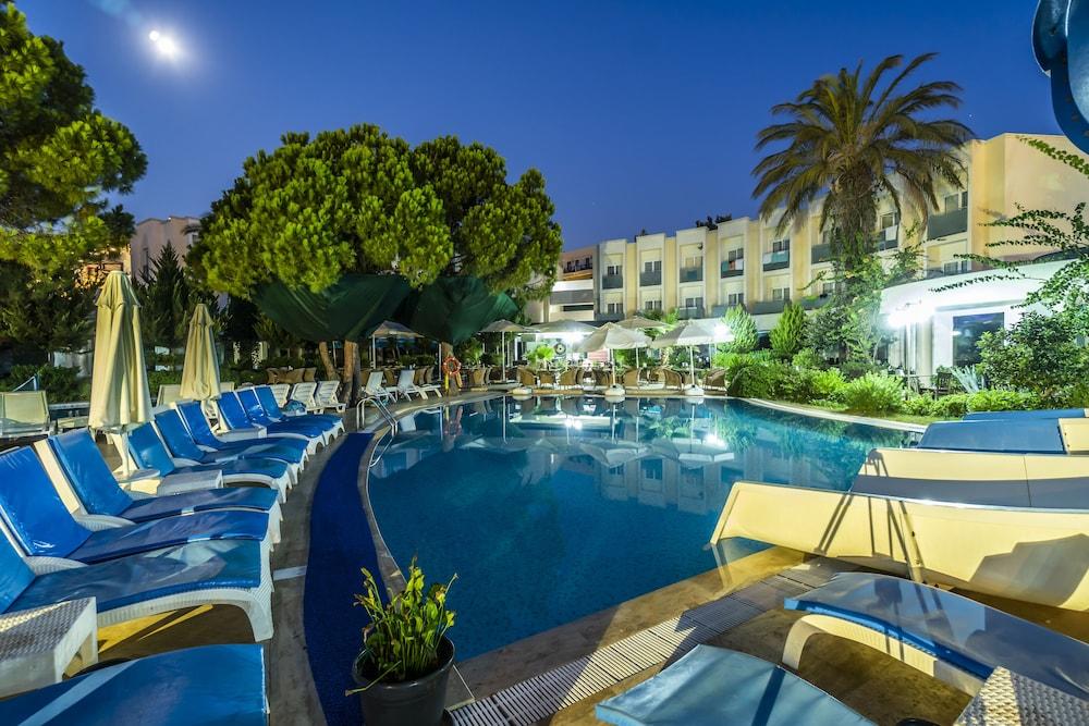 בודרום Ayaz Aqua Beach Hotel מראה חיצוני תמונה