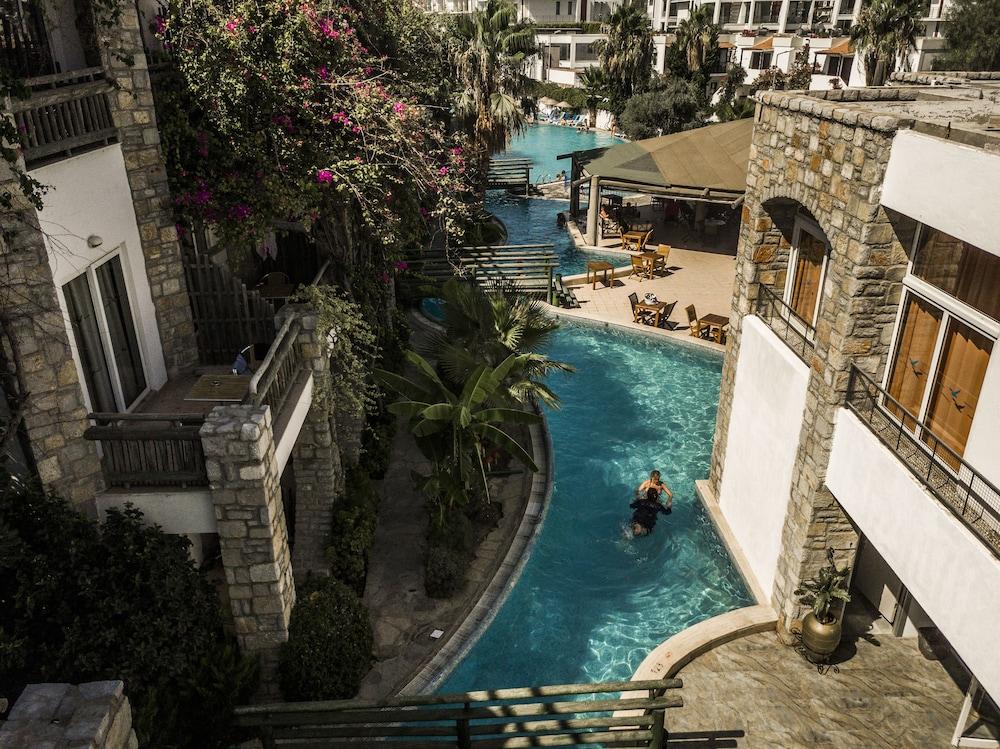 בודרום Ayaz Aqua Beach Hotel מראה חיצוני תמונה